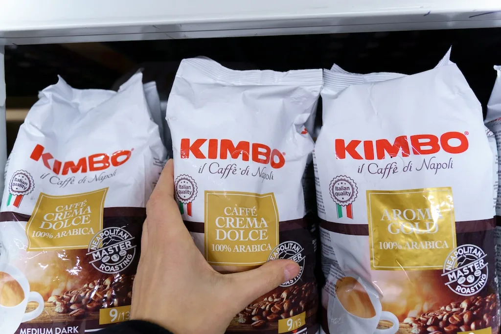 Tyumen, Russia January 26, 2023: Coffee Kimbo Is An Italian Manufacturer Of Coffee Products.